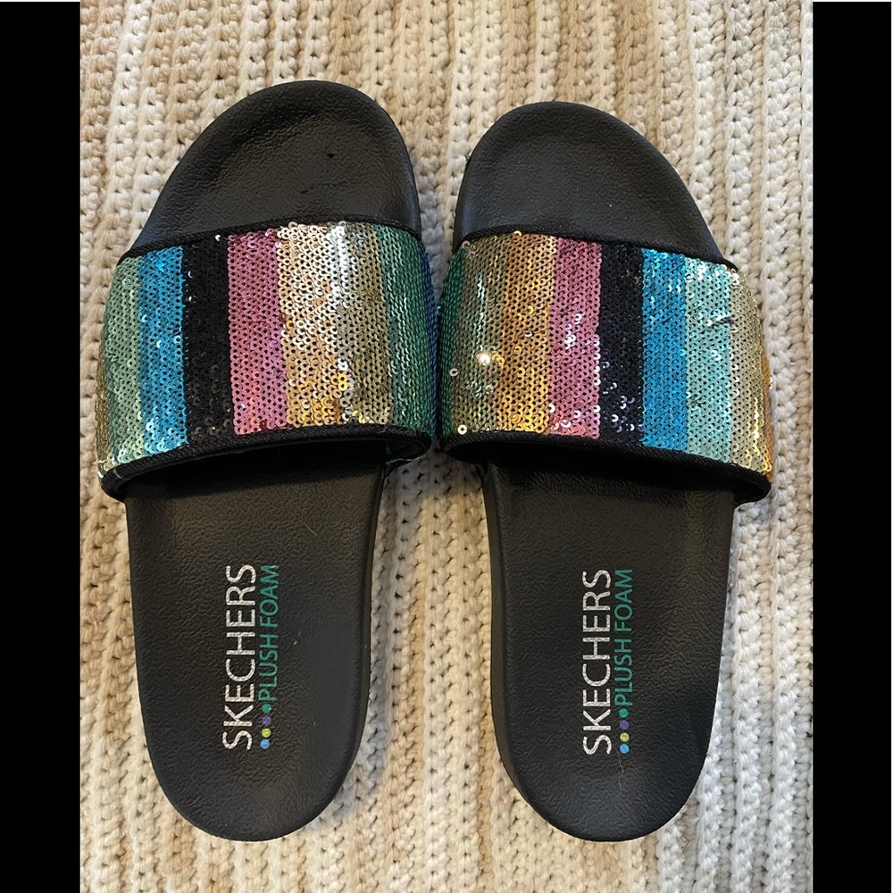 Skechers sequin slides